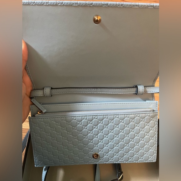 Authentic Gucci Microguccissima Wallet with Strap - Picture 6 of 8